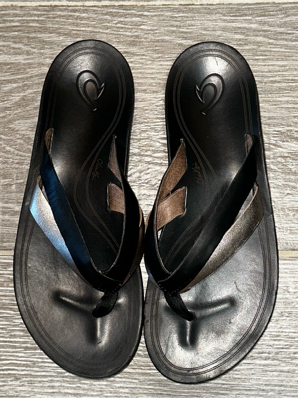 Olukai Kaekae Leather Black Silver Women's 8 Sandals Flip Flops Metallic Boho - Picture 7 of 10